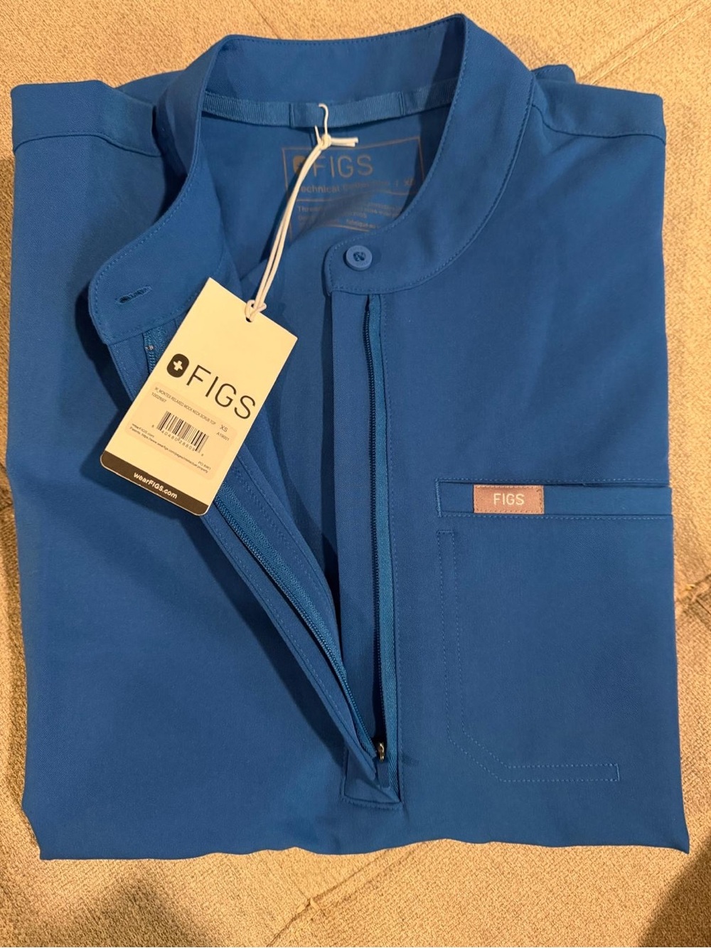 NWT! FIGS Royal blue Montex relaxed mock neck scrub top XS